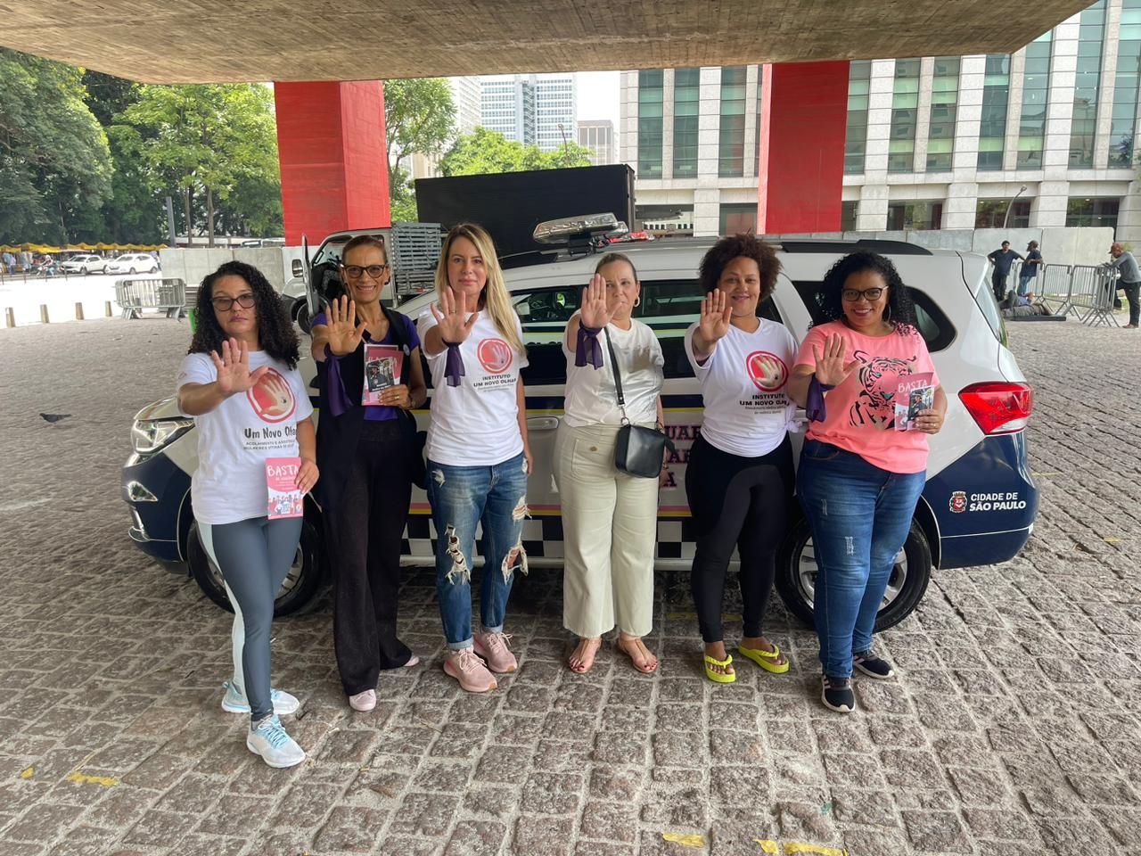 Instituto Um Novo Olhar